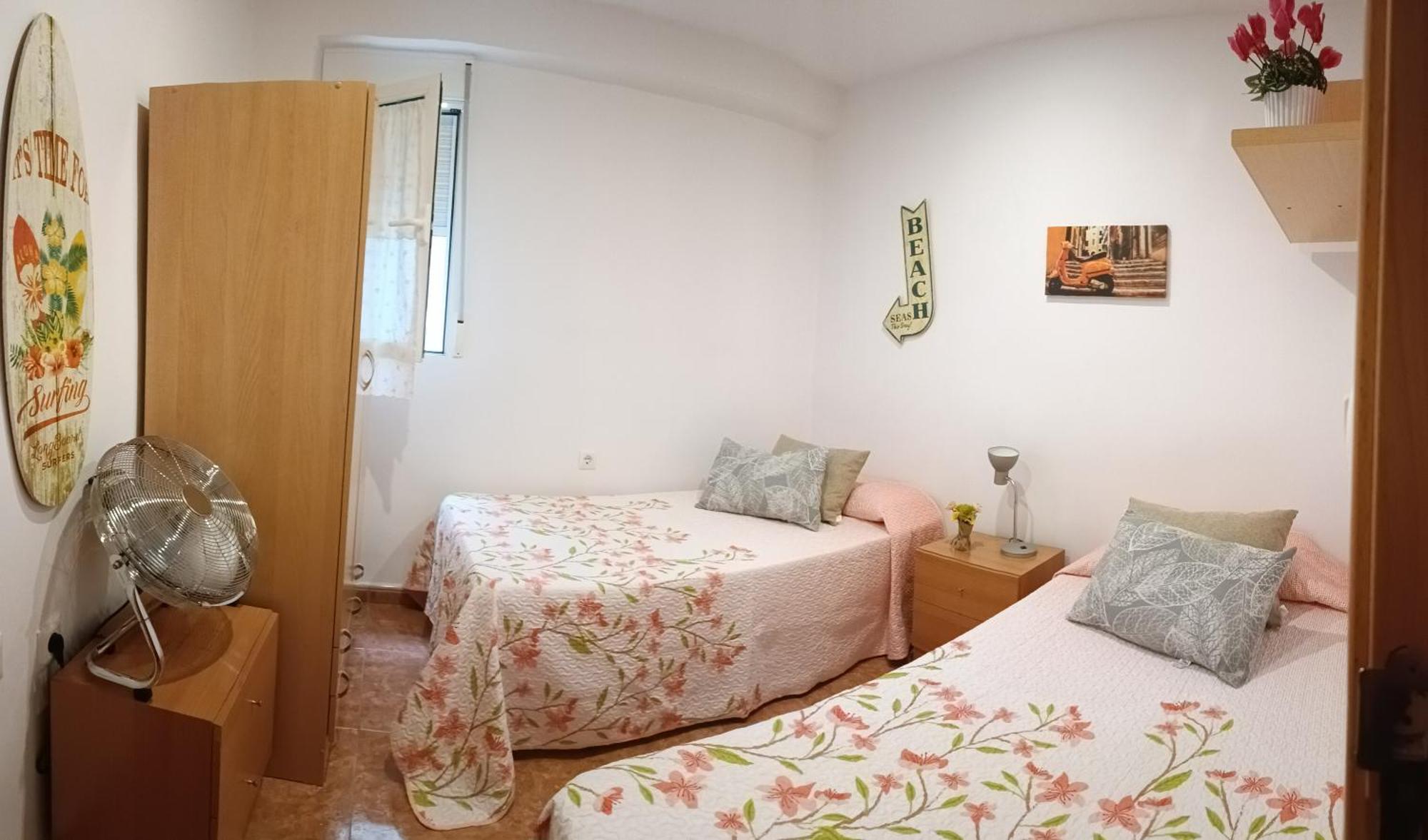 Daoiz, Vivienda Vacacional Para Familias Y Mayores De 25 Anos En El Grao De Gandia 3Ro Sin Ascensor Playa de Gandia Extérieur photo