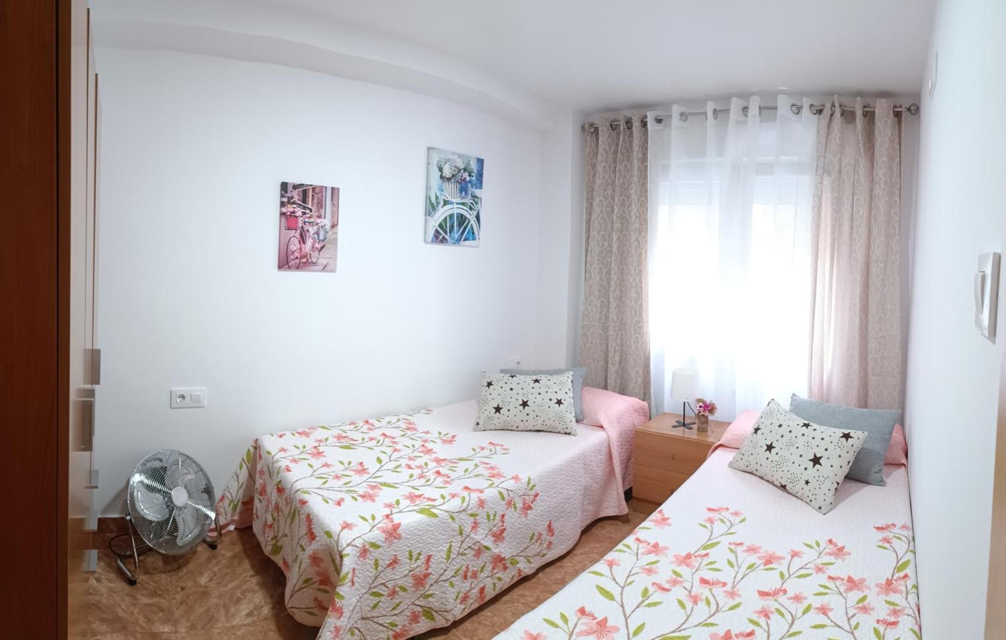 Daoiz, Vivienda Vacacional Para Familias Y Mayores De 25 Anos En El Grao De Gandia 3Ro Sin Ascensor Playa de Gandia Extérieur photo
