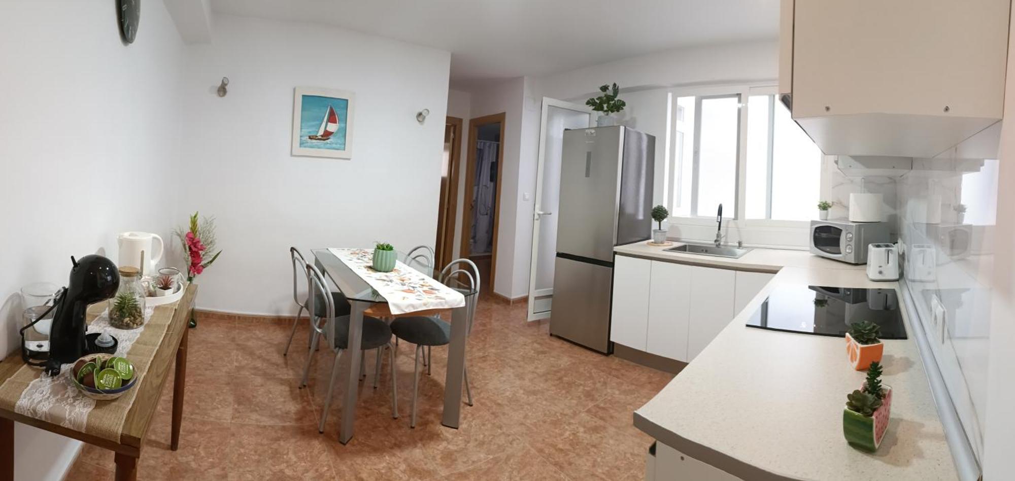 Daoiz, Vivienda Vacacional Para Familias Y Mayores De 25 Anos En El Grao De Gandia 3Ro Sin Ascensor Playa de Gandia Extérieur photo